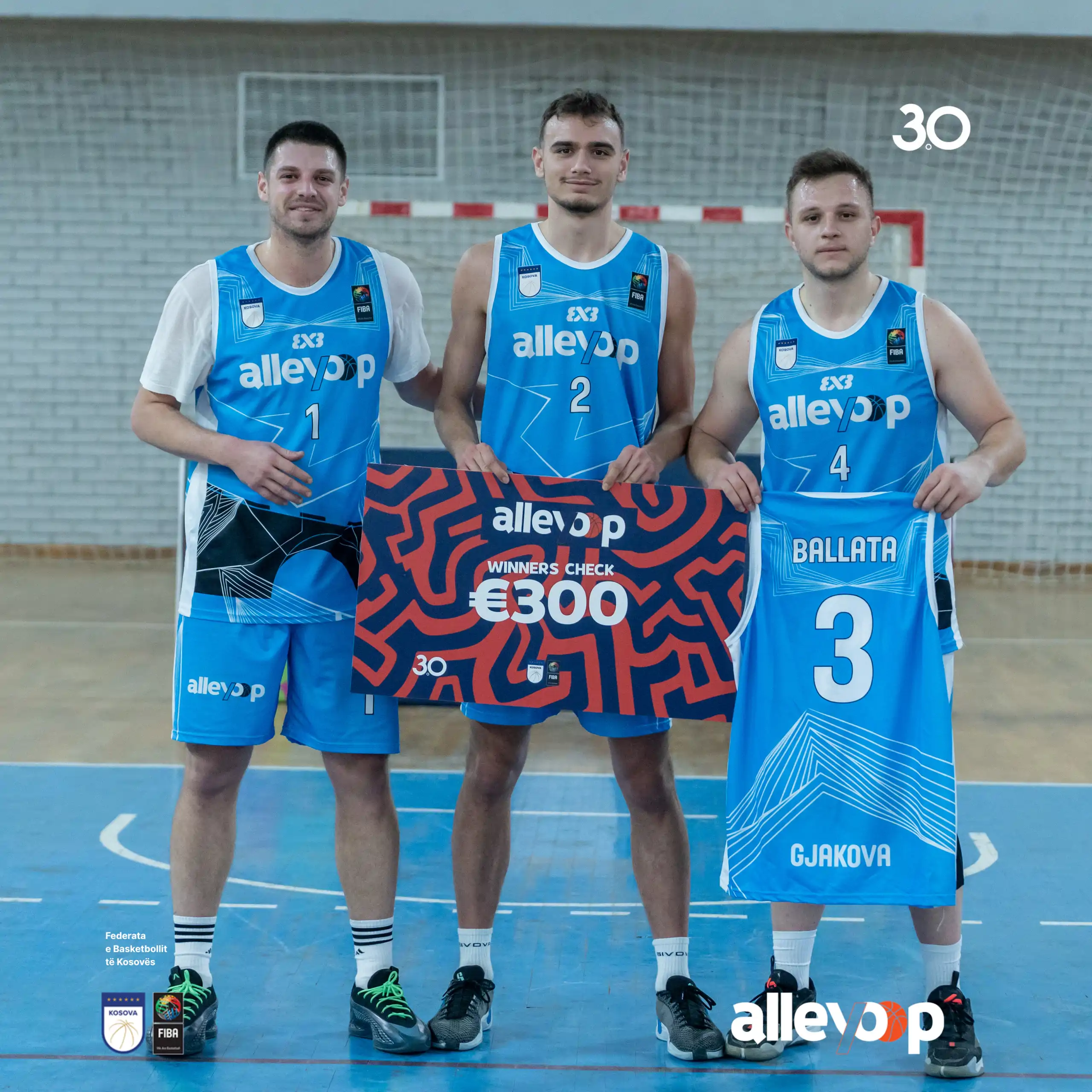 “El Quatro”, fitues në Alley Oop në Gjakovë