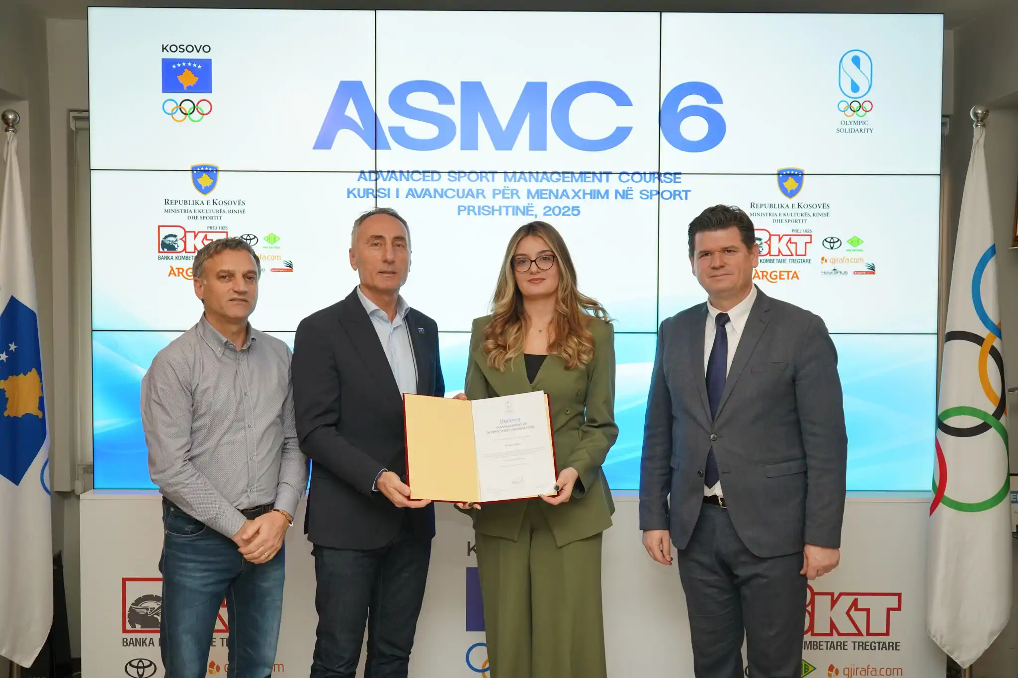 Diplomojnë zyrtaret e larta të FBK-së në kursin e ASMC-së