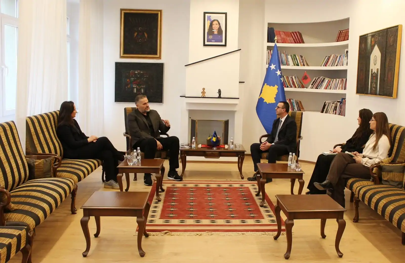 Fetahu dhe Dushku takohen me ministrin e Sportit, Gashani 